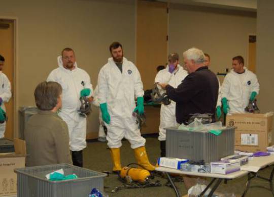 Hazardous Materials/Hazardous Waste Assessment UT CIS